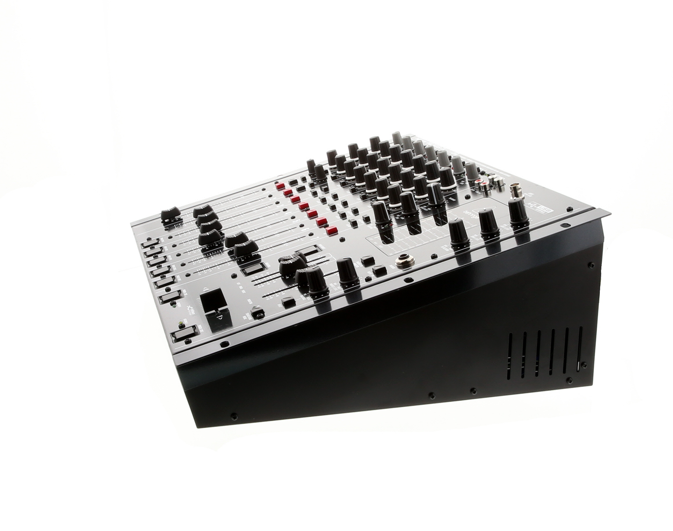 Buy - Open Box Behringer DX2000USB Mixer (DX2000USB)