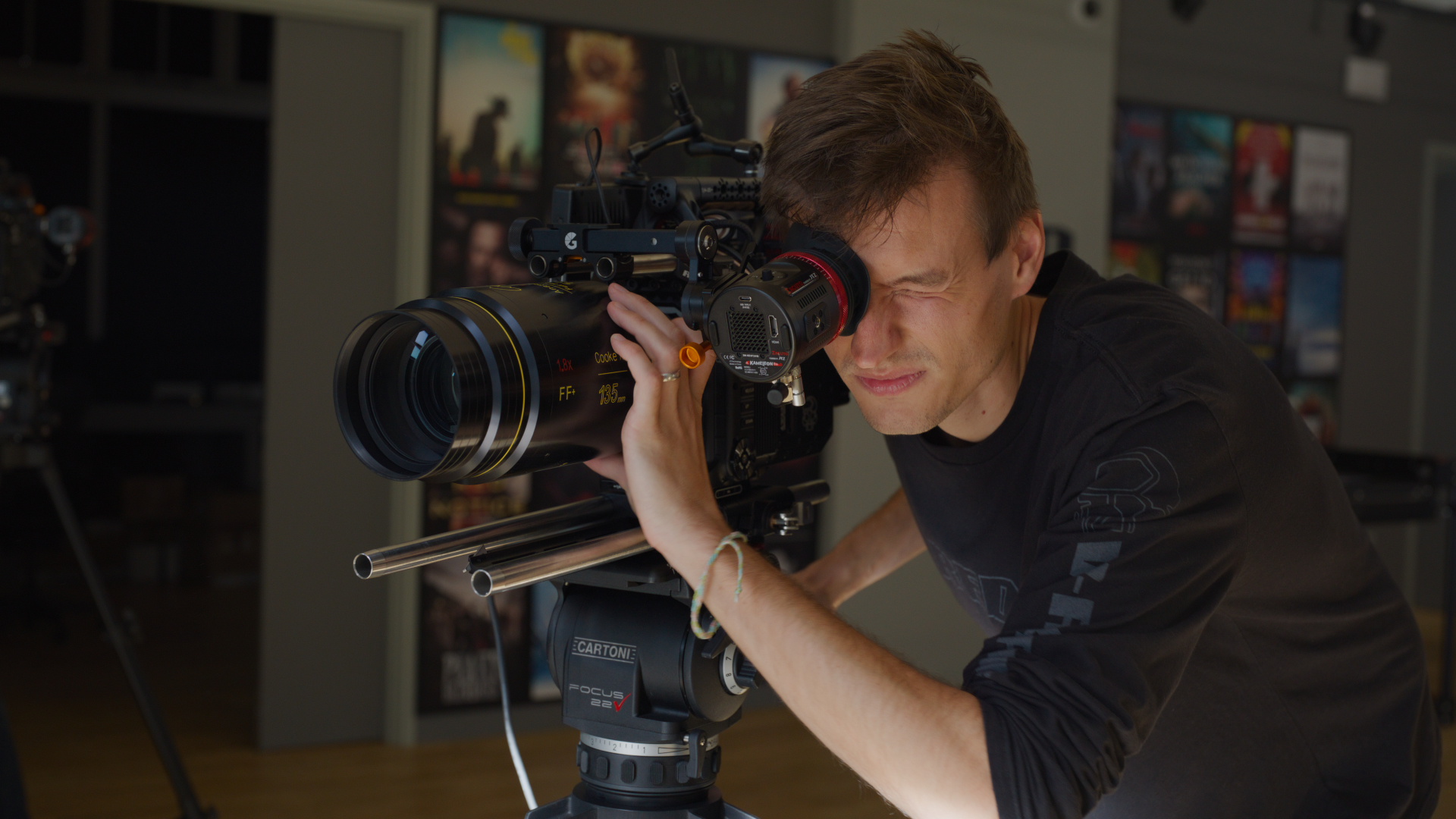 Wil Ray Max Raptor CVP.com - Hands-on RED V-RAPTOR XL 8K VV with Alexander Ward - Designed ...